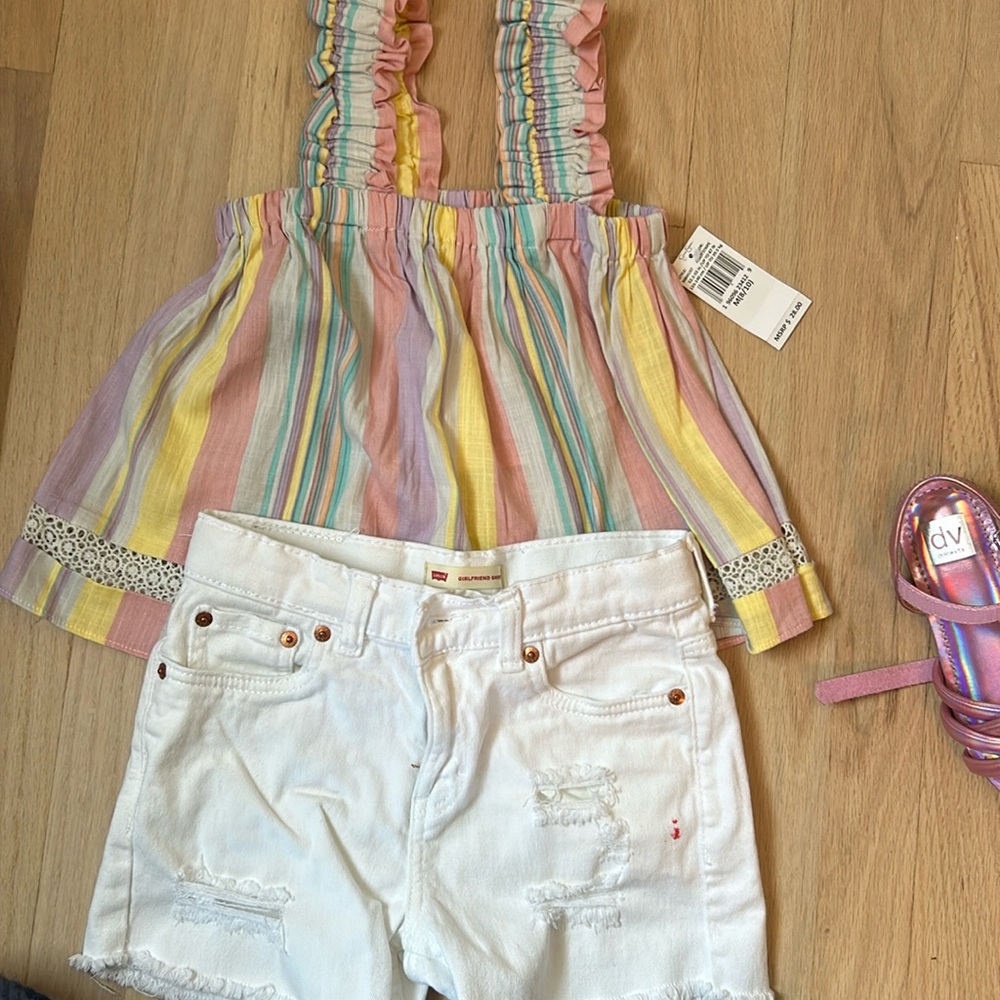 Cute styled girls outfit - Jessica Simpson top (with tags) Levi’s cut off shirt